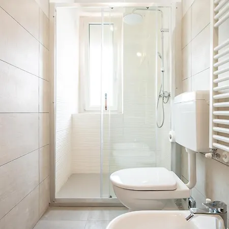 Esclusivo - Zona Metro Massaua-marche